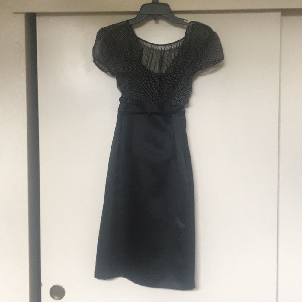 Polka dot TAHARI dress